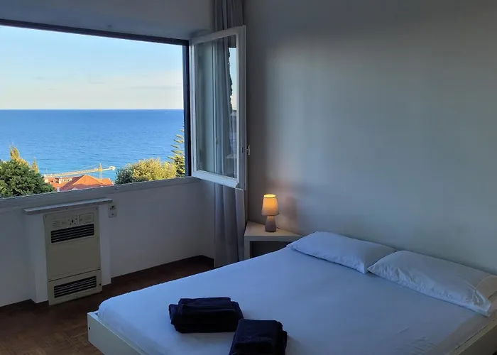 Vista Bella House
